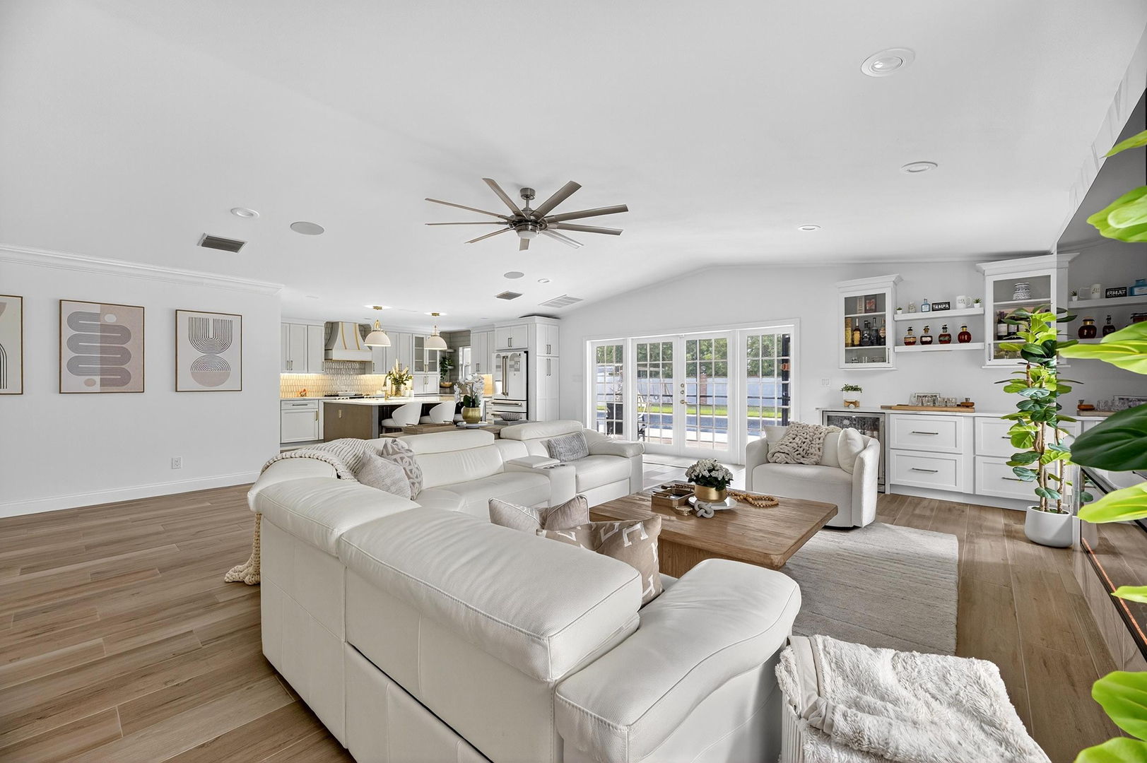 5014 W Longfellow Ave, South Tampa
